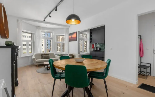 Renovated Apartment for Family