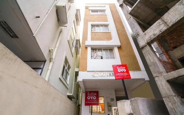 Sa Thirumala Residency by OYO Rooms
