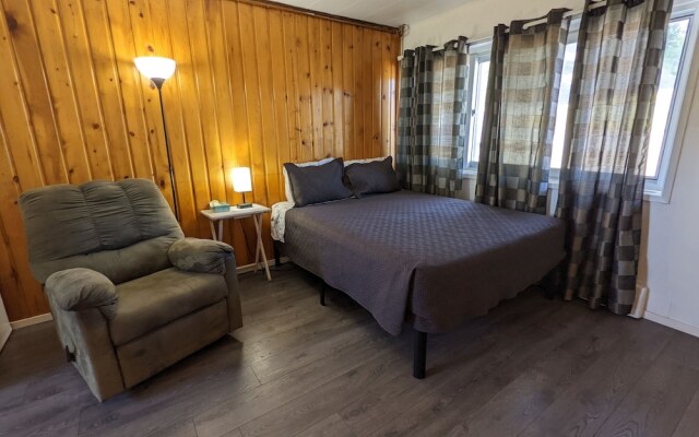 Deerview Lodge & Cabins - Princeton BC
