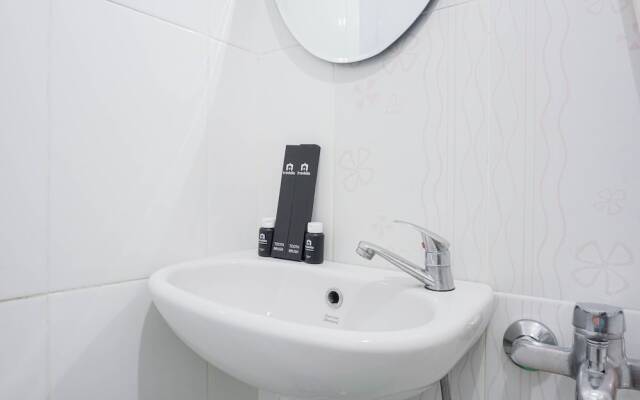 Homey and Fresh 2BR Green Pramuka Apartment