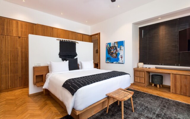 Villa Wolfe by Villa Finder