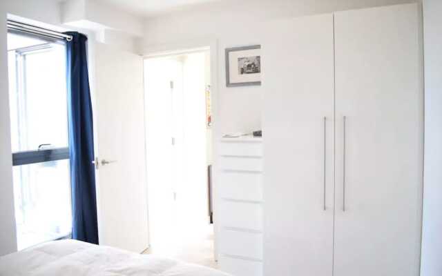 Modern 1 Bedroom With Balcony in Wandsworth