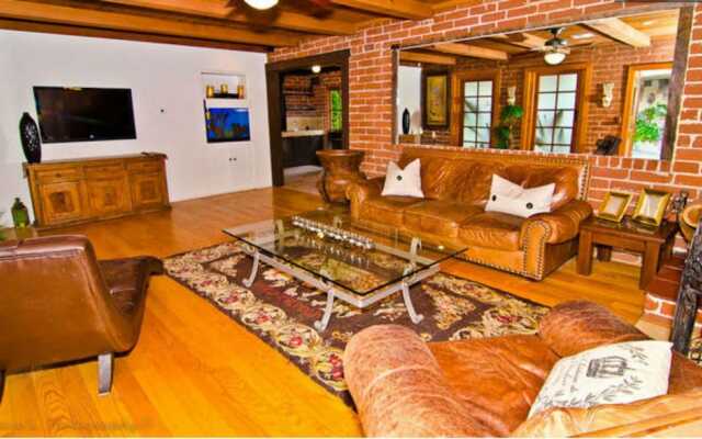 Private 2BD Chandler