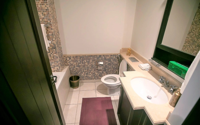 Amazing 2 bedroom with terrace  Downtown Dubai