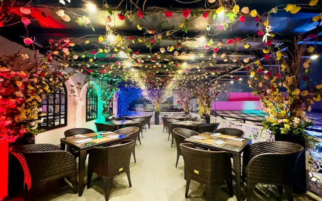 Rose Palace Hotel Gulberg