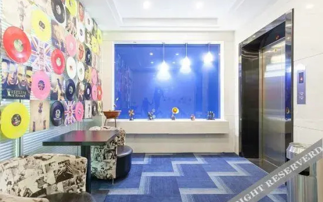 Quanzhou Life House Theme Hotel
