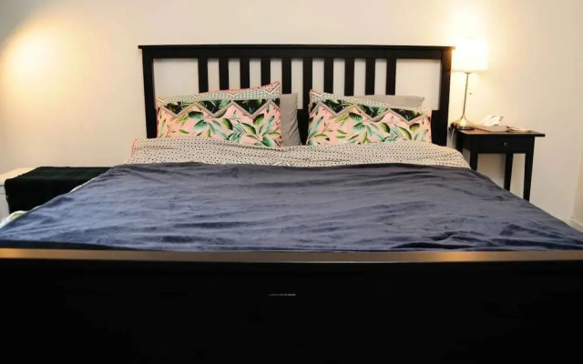 Welcoming Glasgow Home Next Underground