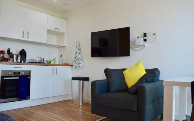Modern Studio Apartment in Media City