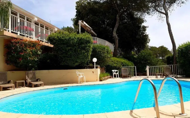 Le Relais Des Lavandins