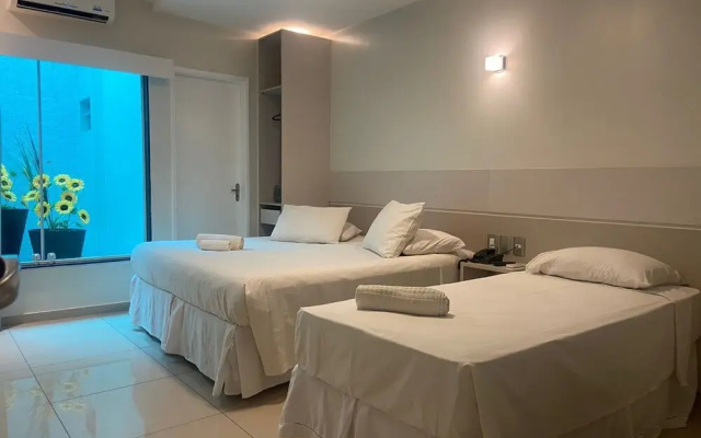 Uno Hotel