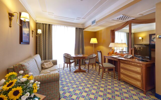 Grand Hotel La Pace
