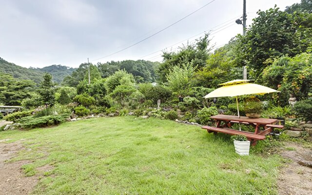 Yeoju Haneuljeongwon Pension