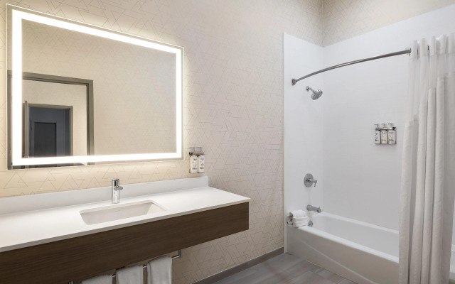 Holiday Inn Express Meadville (I-79 Exit 147a) by IHG