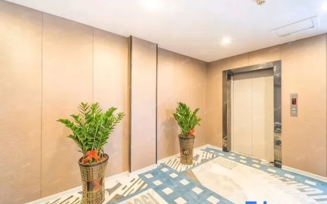 Huashang Film Hotel (Nanning Railway Station)