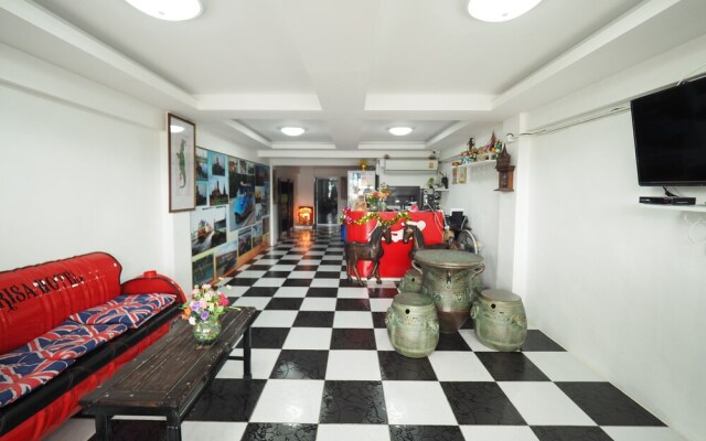 Arisa Hostel