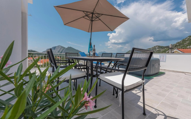 Panoramico penthouse with whirlpool