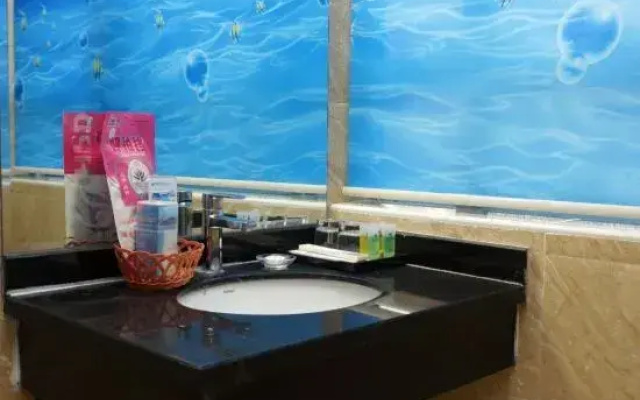 Laimei City Holiday Hotel