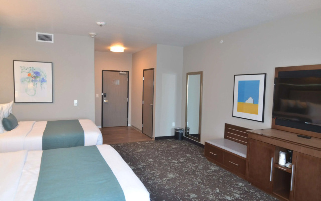 Best Western Premier Des Moines-Ankeny Hotel
