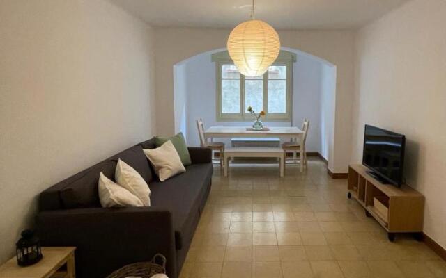 Piso en la costa brava y al inicio del Pirineo