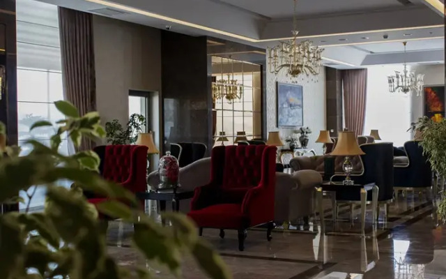 Kaya Laleh Park Hotel