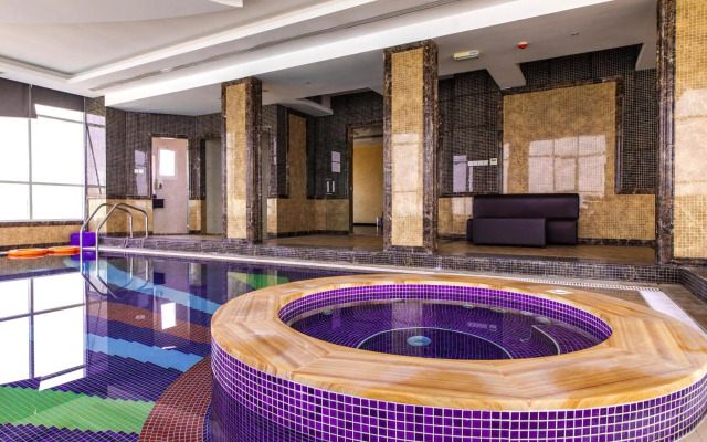 Royal Beach Hotel and Resort