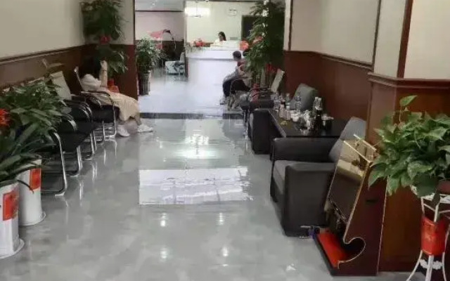 Yanshan Family Hotel