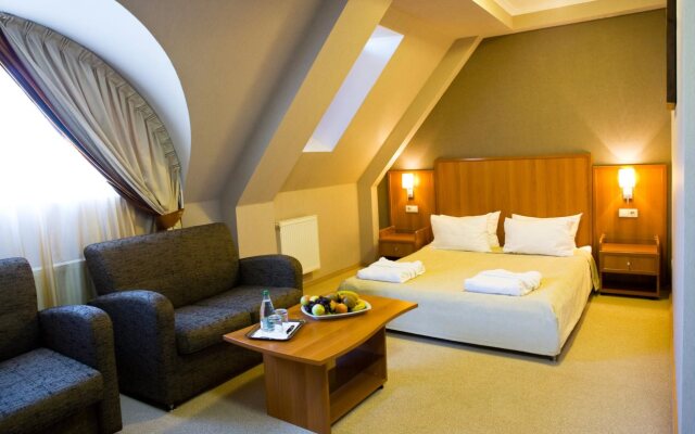 Praha Hotel
