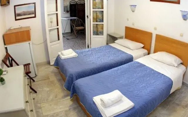 Tonia Hotel