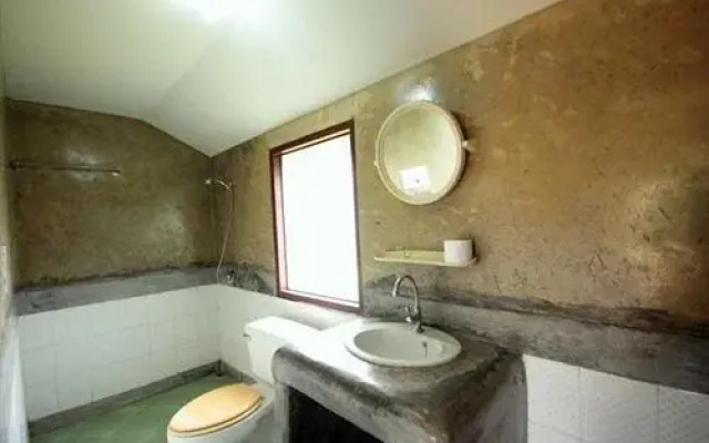 Amazon Bungalow
