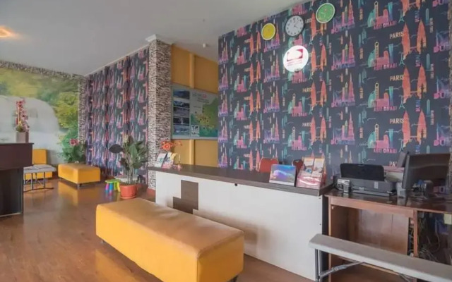 RedDoorz near Radin Intan Airport Lampung 2