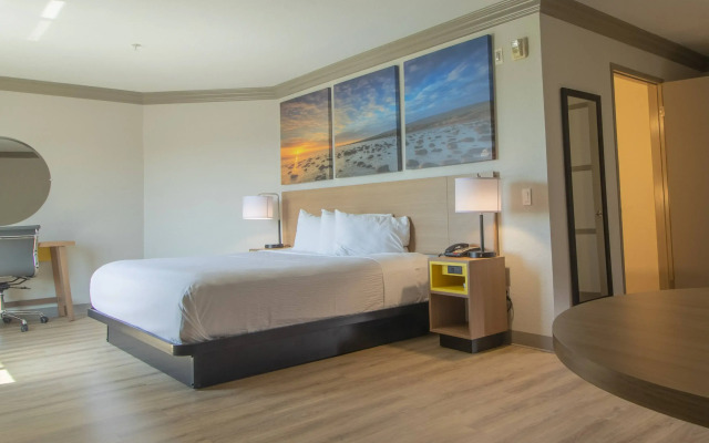 Days Inn By Wyndham Carlsbad