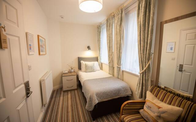 The Kingswood Hotel