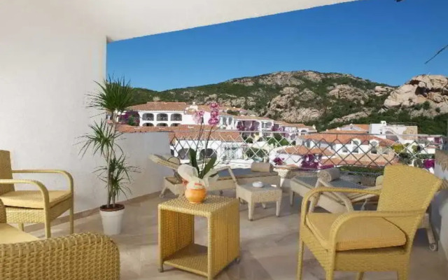 Residence Living Poltu Quatu