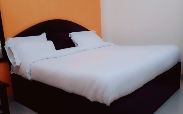 Collection O Hotel Pal Avadh