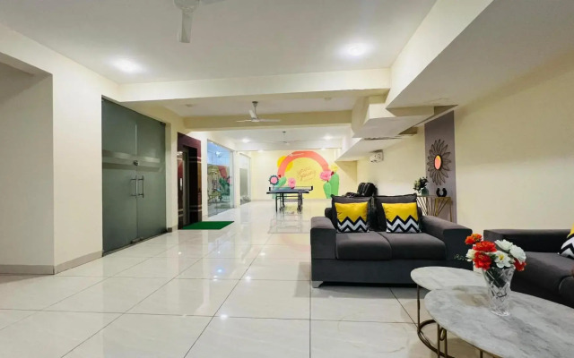 Olive @ Golf Course Road