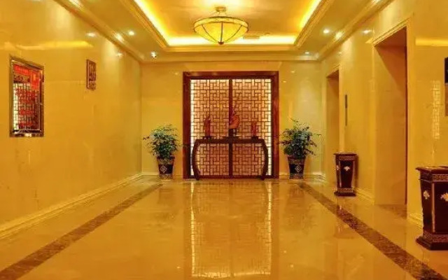 Jiangshan Hotel