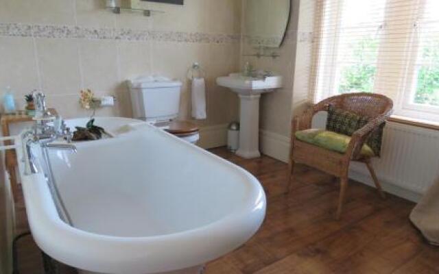 Hollybank Bed  Breakfast