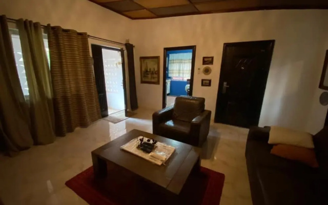 Stunning 2-bed House in Madina