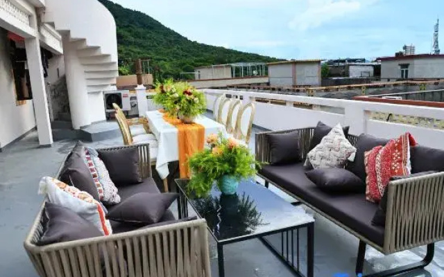 Leyixiaoju Homestay (Yangmeikeng Judiaosha)