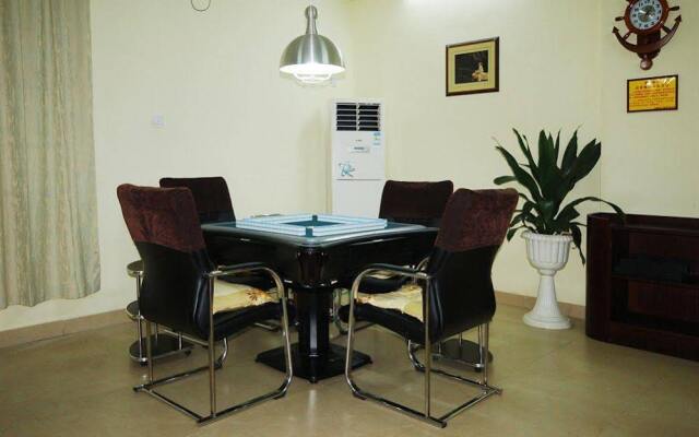 Dong Yi Business Hotel