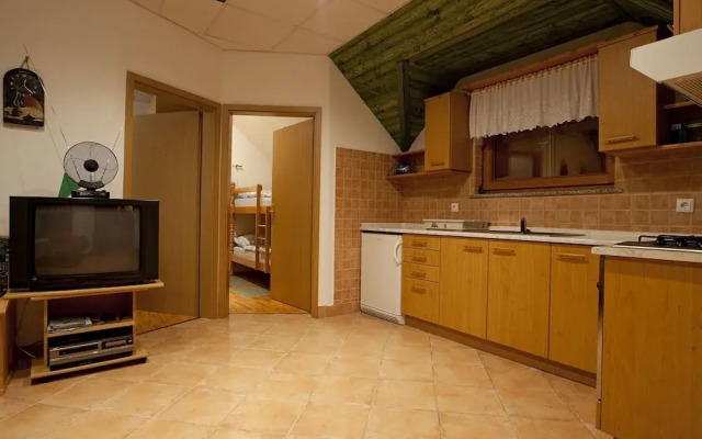 Vineyard Cottage Brodaric