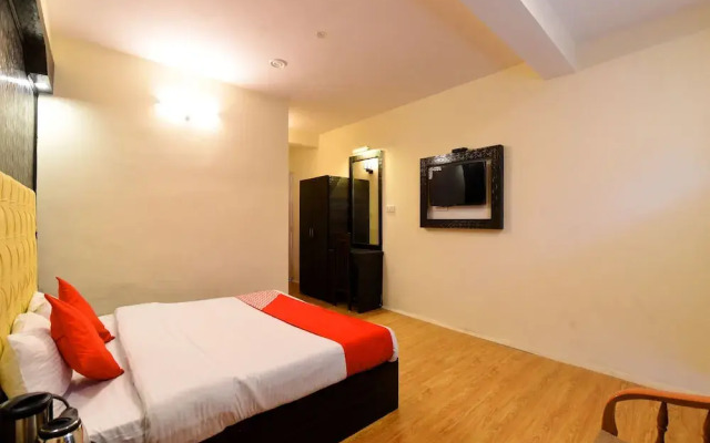 OYO 15216 North Villa