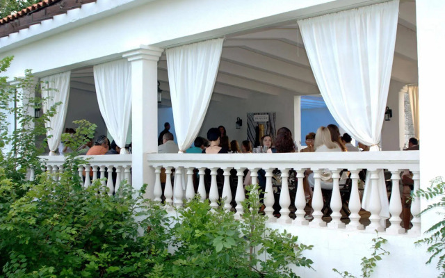 The Cliff Beach & SPA Hotel