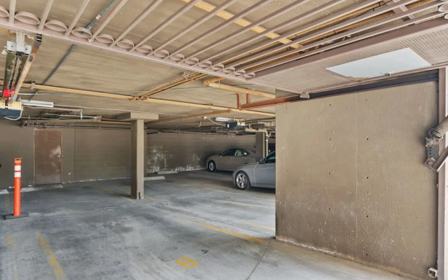 Stylish Westwood Condo