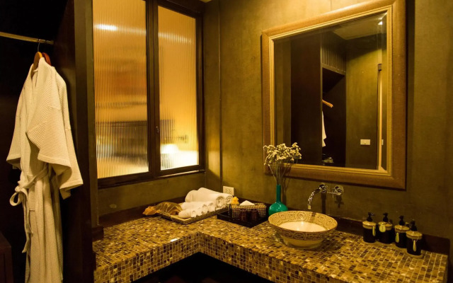 Arun Residence