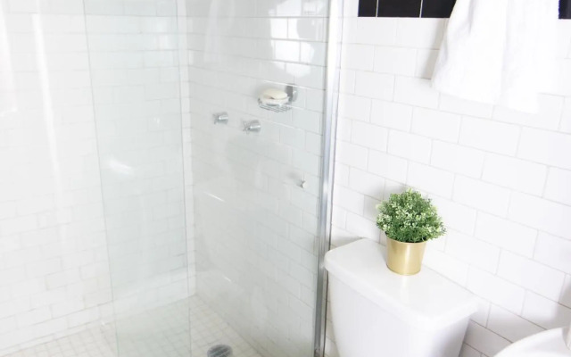 La Condesa: Beautiful Designed Studio