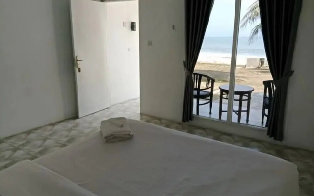 La Plage Beach Club & Resort – Guest Rooms – Cikakak