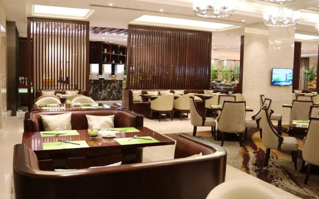 Jinqian Jiahua International Hotel