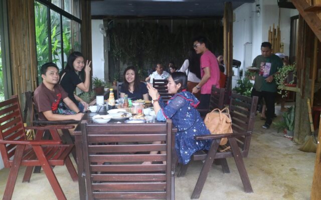Pany Hotel