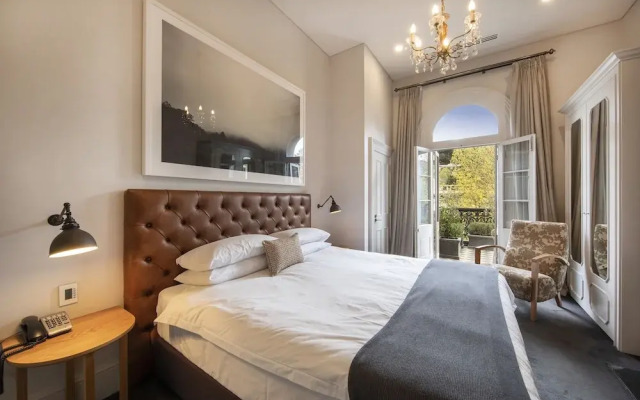 The Crafers Hotel